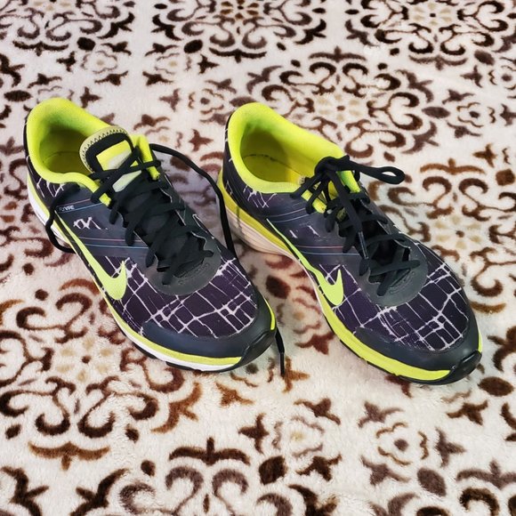 Nike Shoes - Nike Flywire Dual Fusion Women's Training Shoes